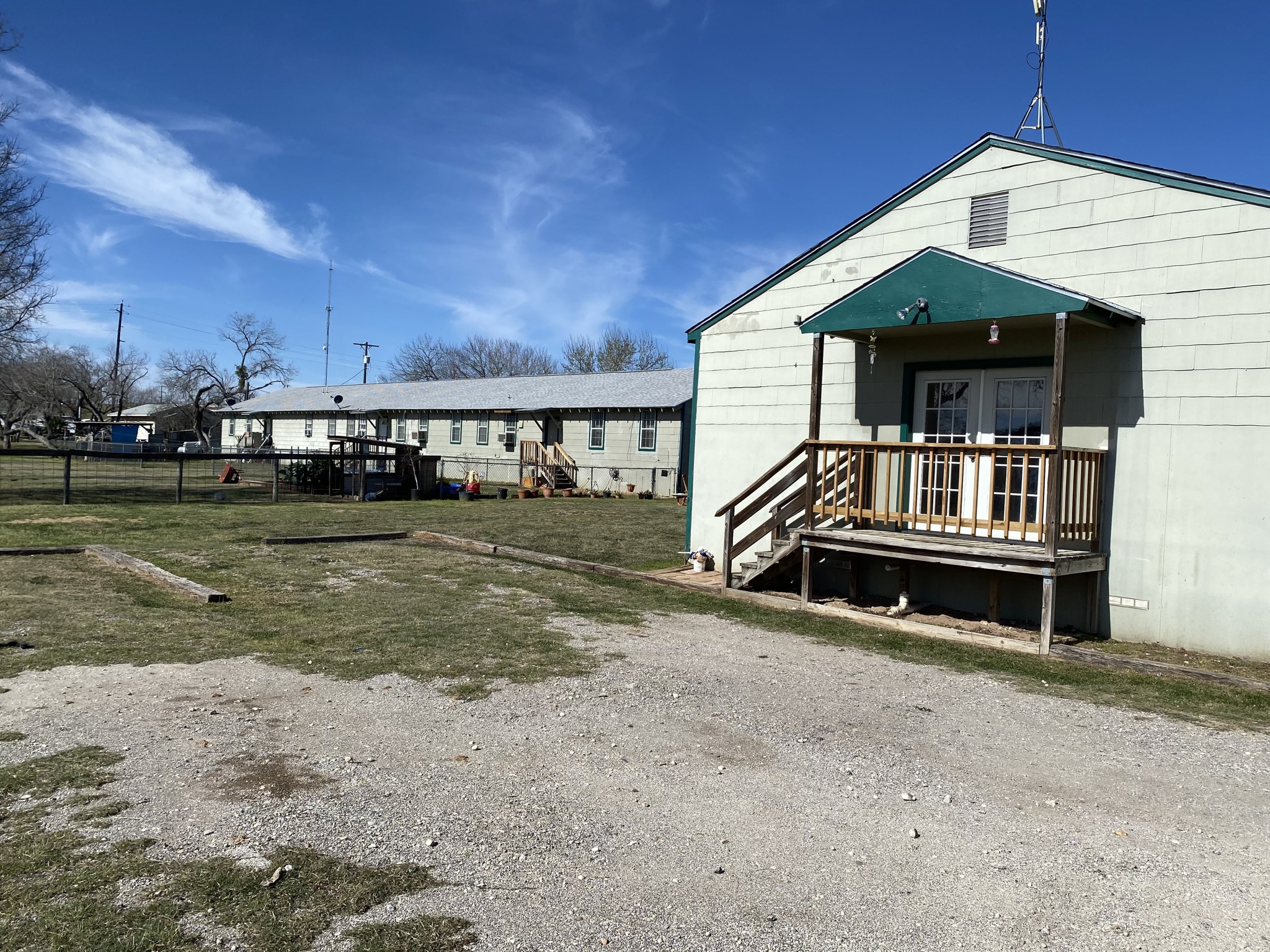 main property photo 13