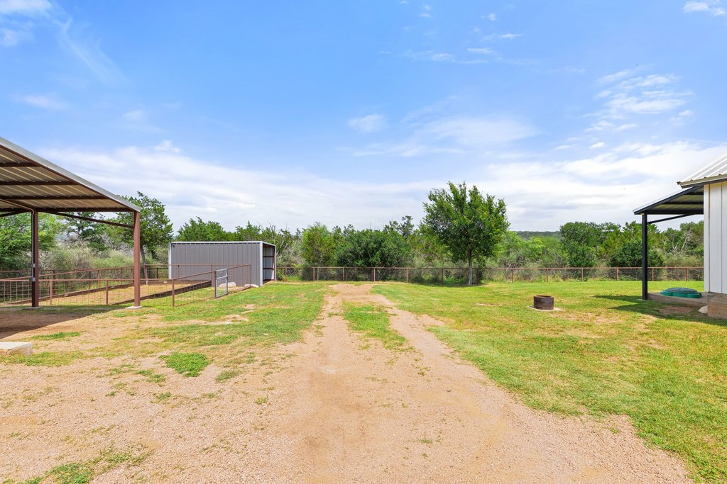 main property photo 29