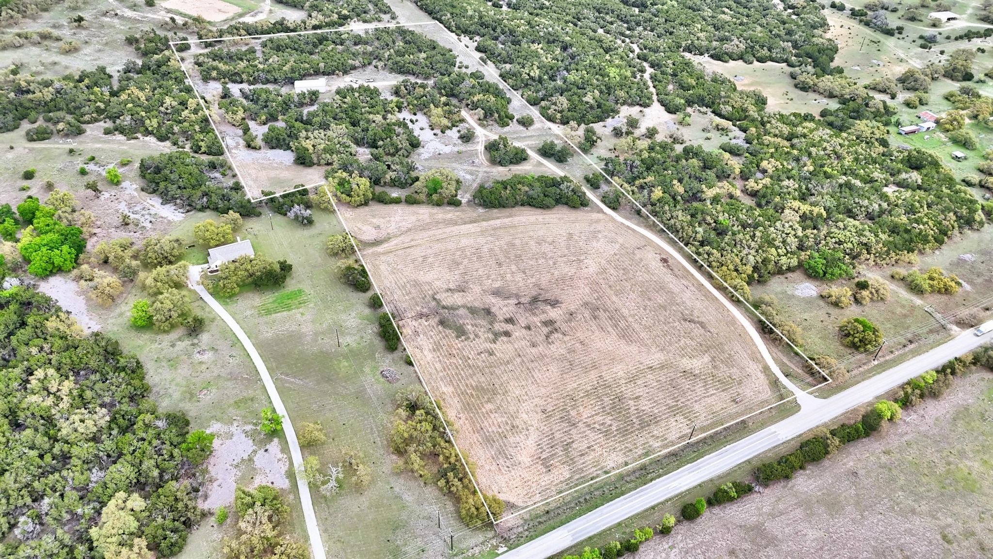 main property photo 9