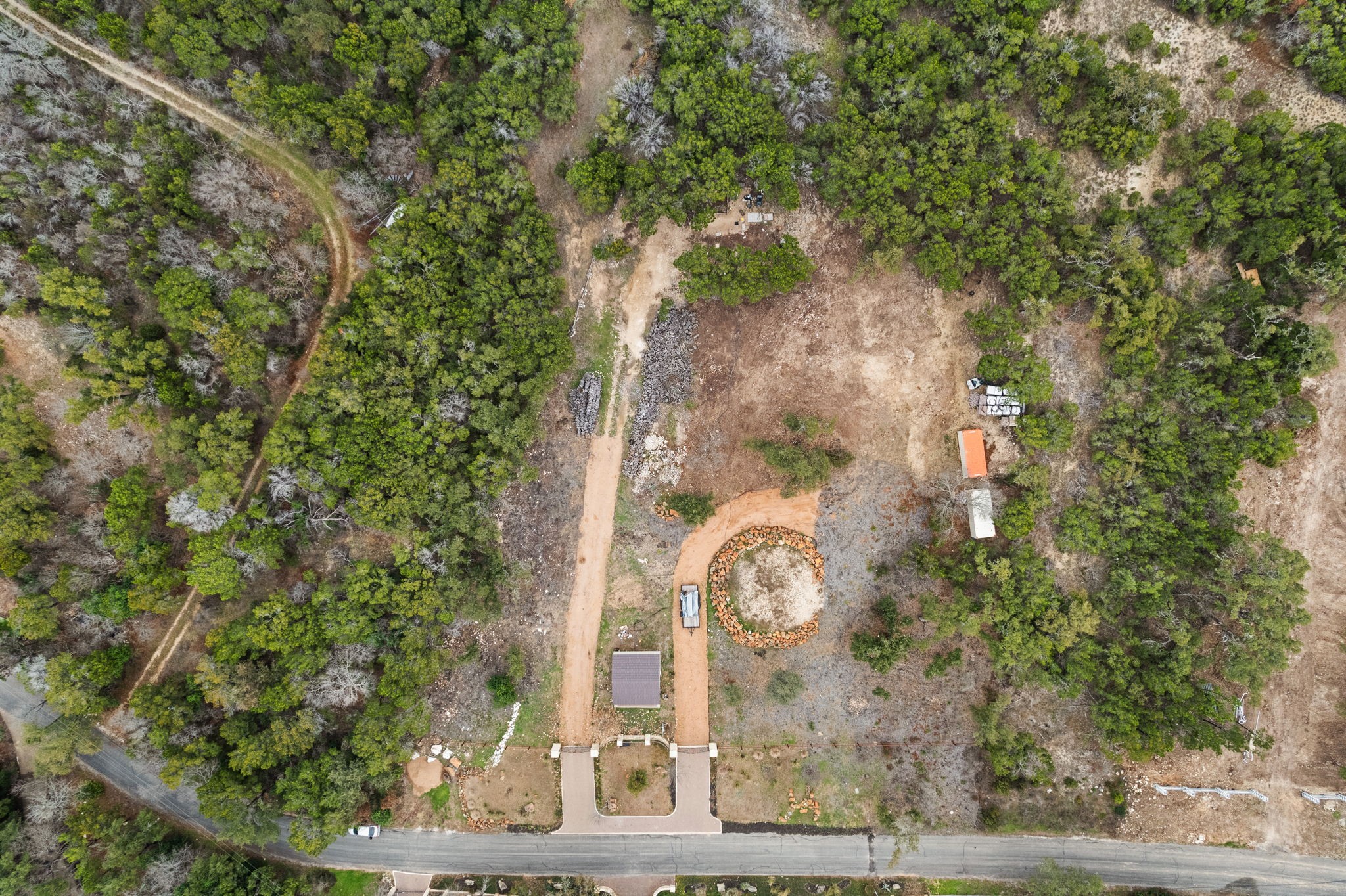 main property photo 11