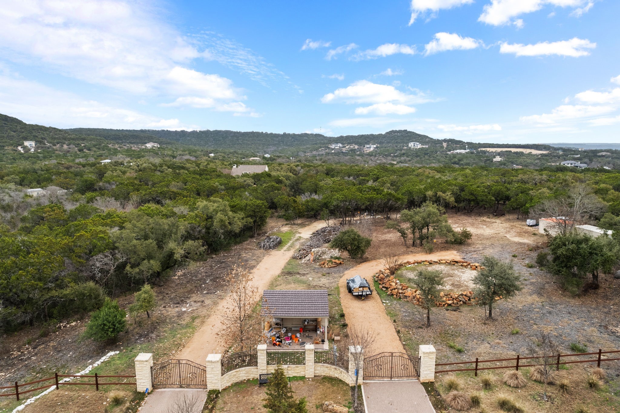 main property photo 16