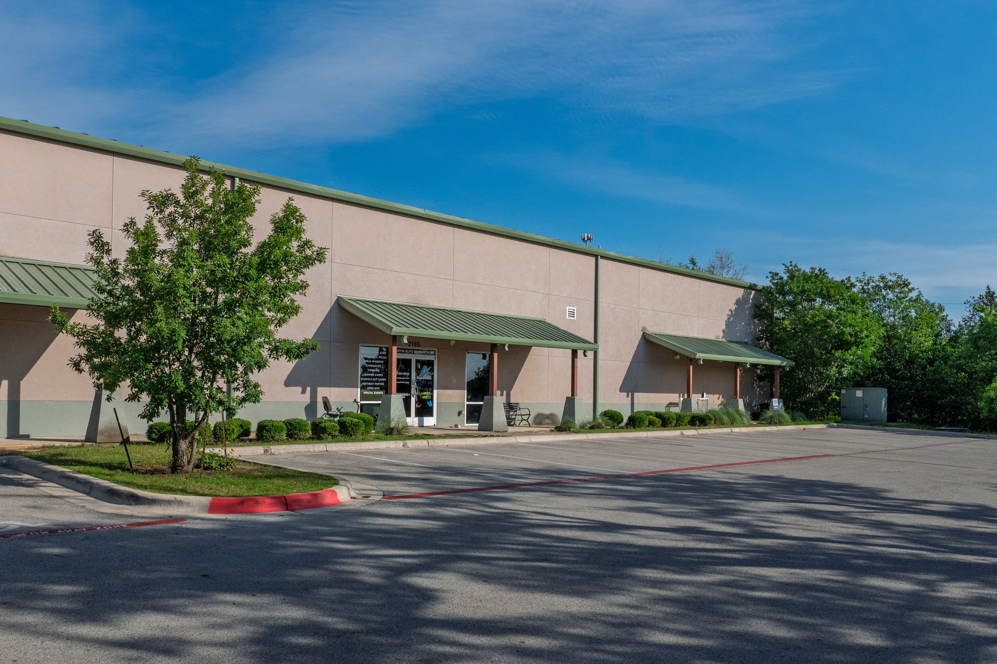 main property photo 9