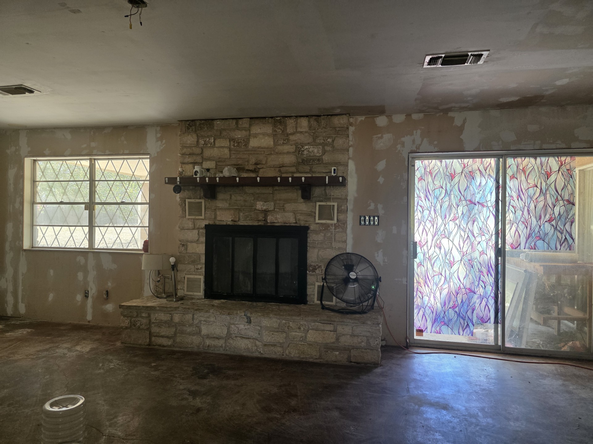 main property photo 12