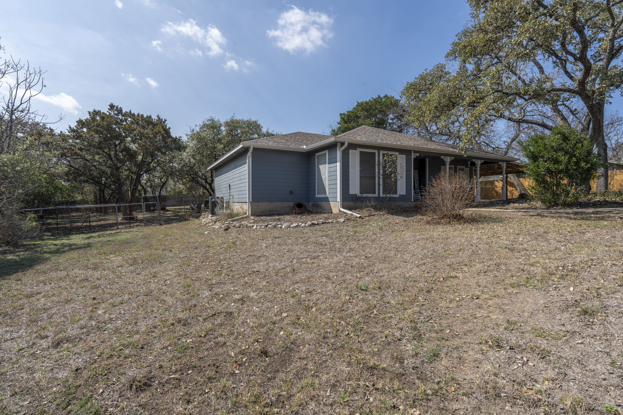main property photo 25