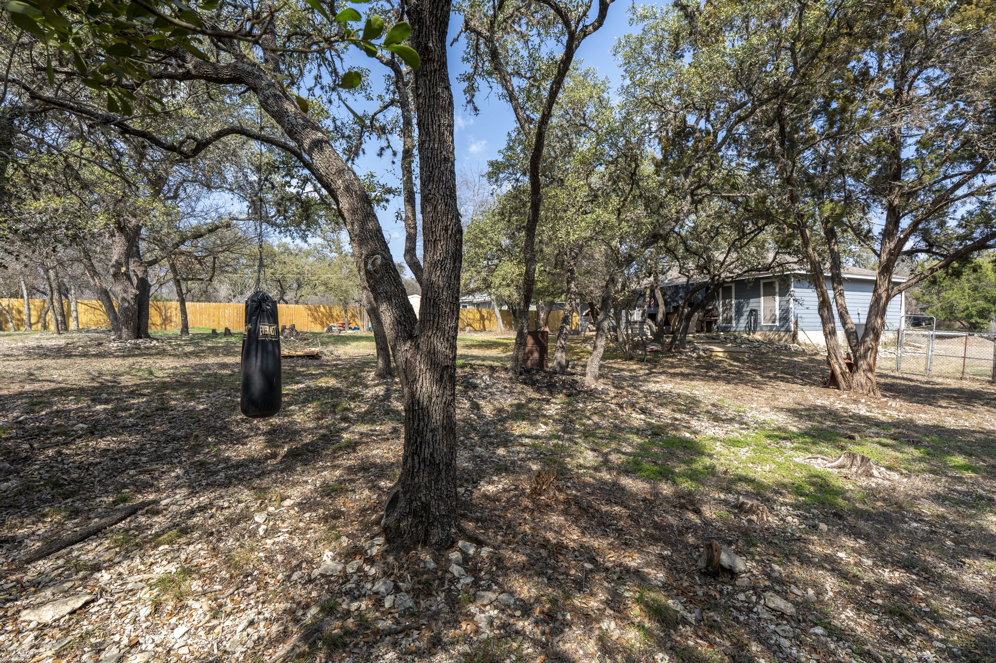 main property photo 31