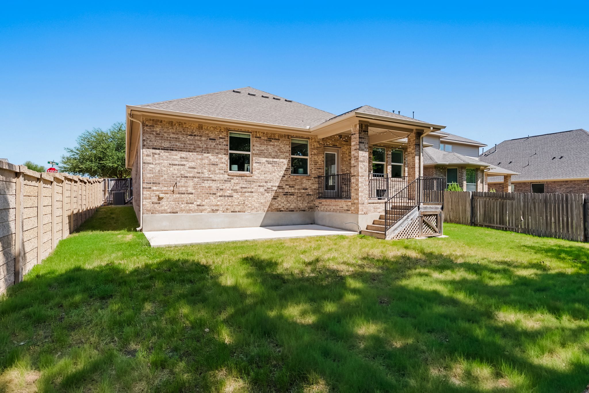 main property photo 31