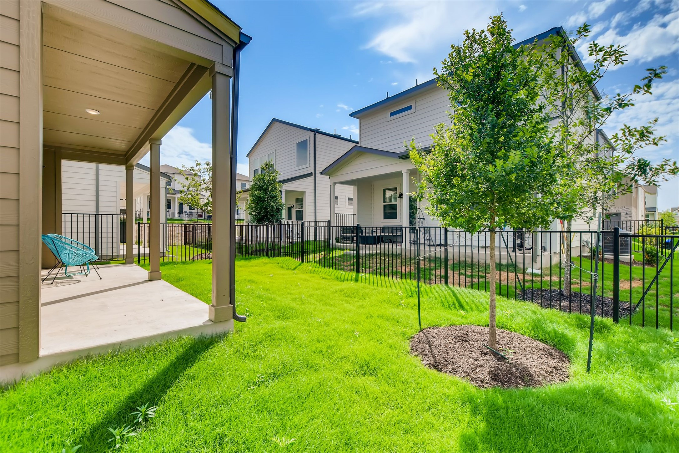 main property photo 20