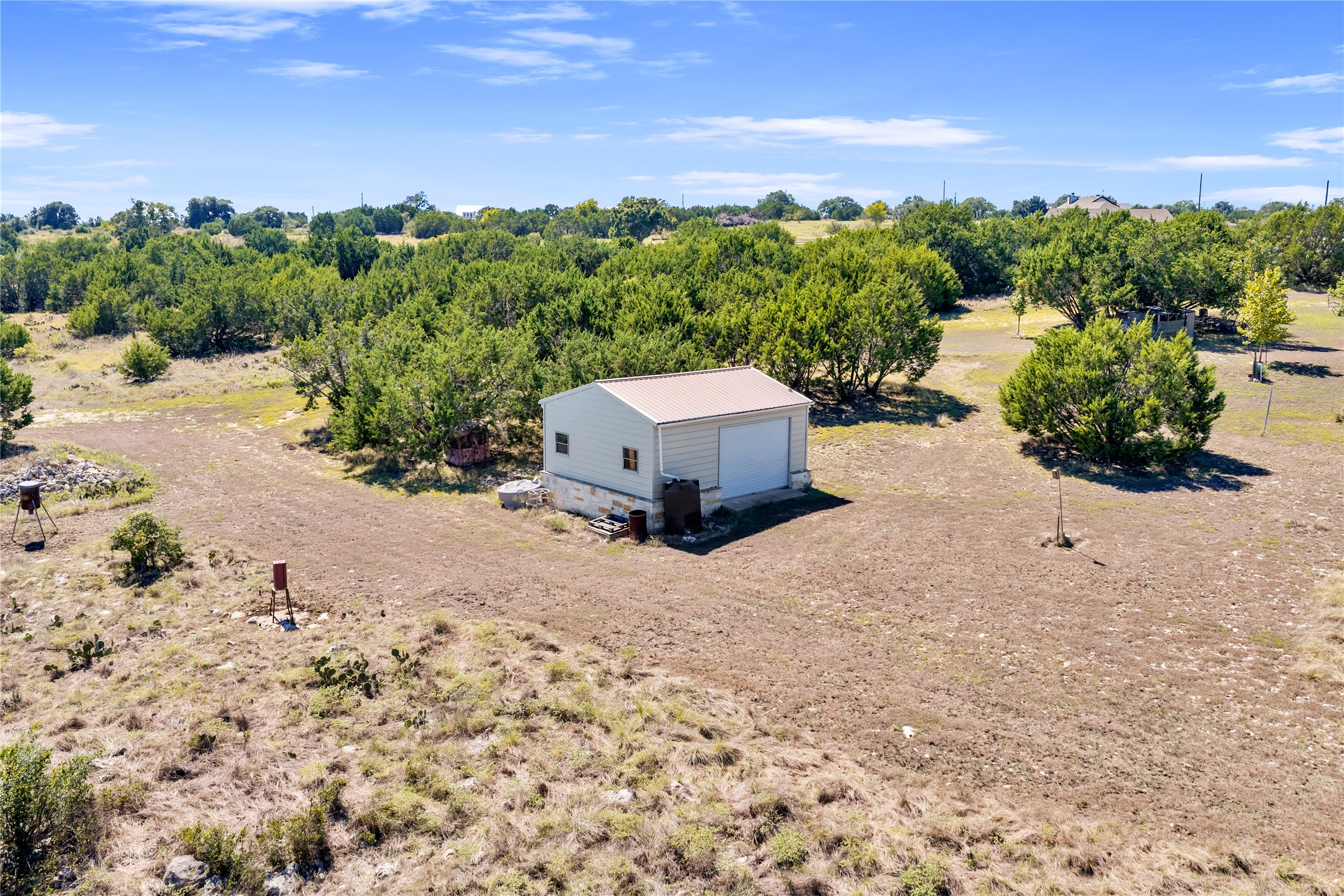 main property photo 34