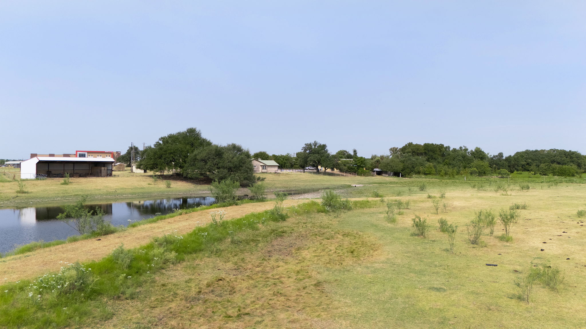 main property photo 9