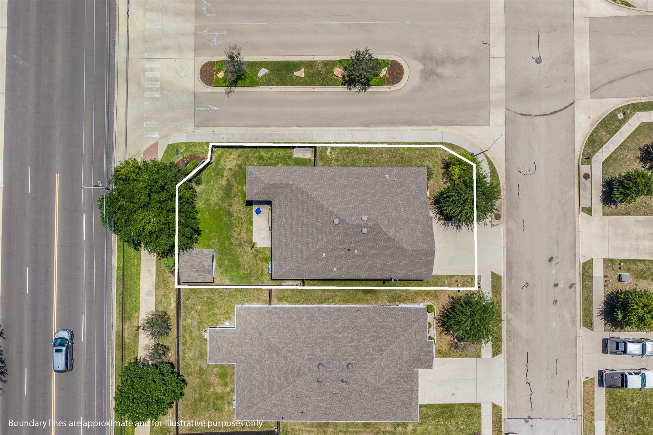 main property photo 28