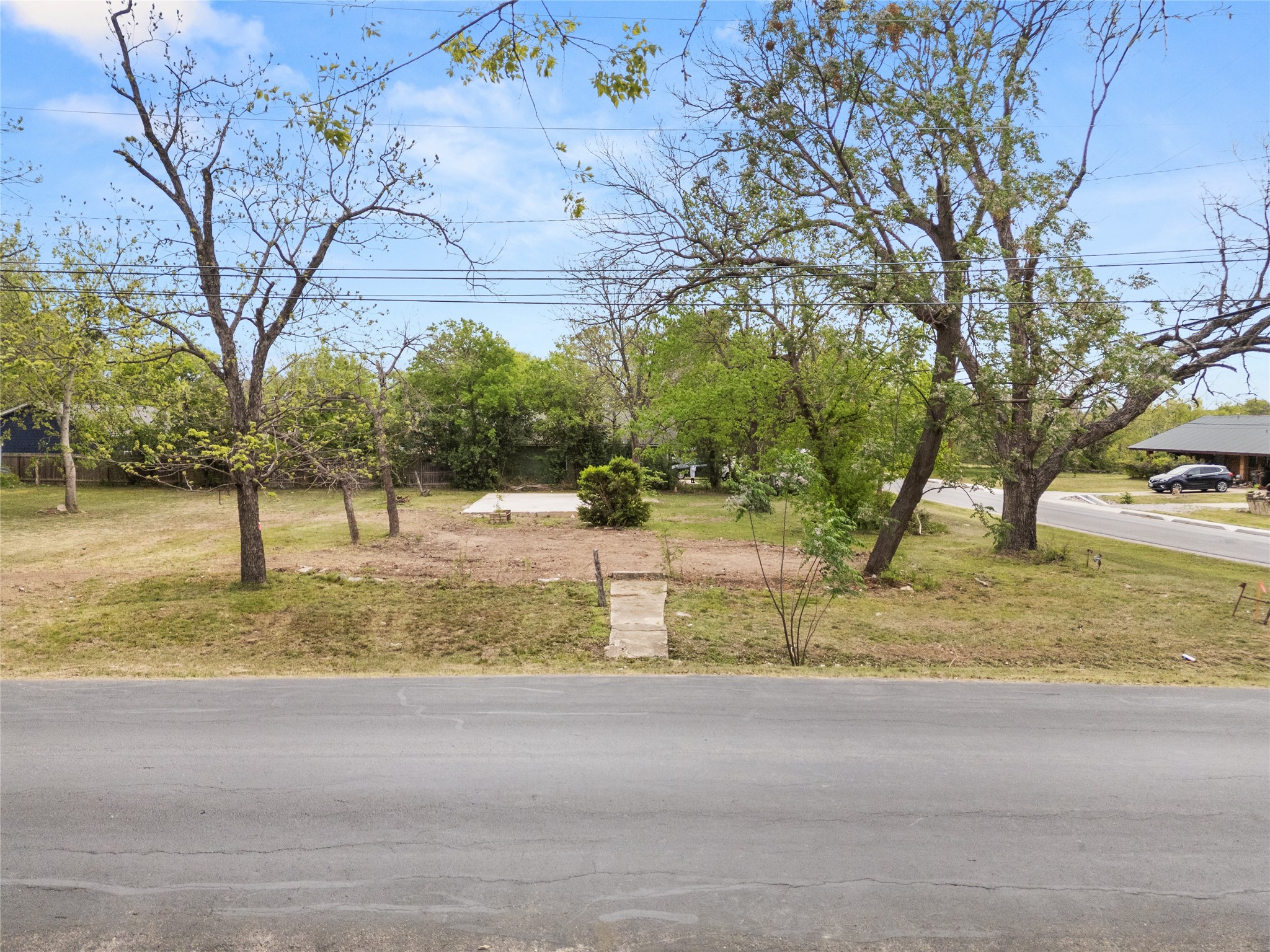 main property photo 9