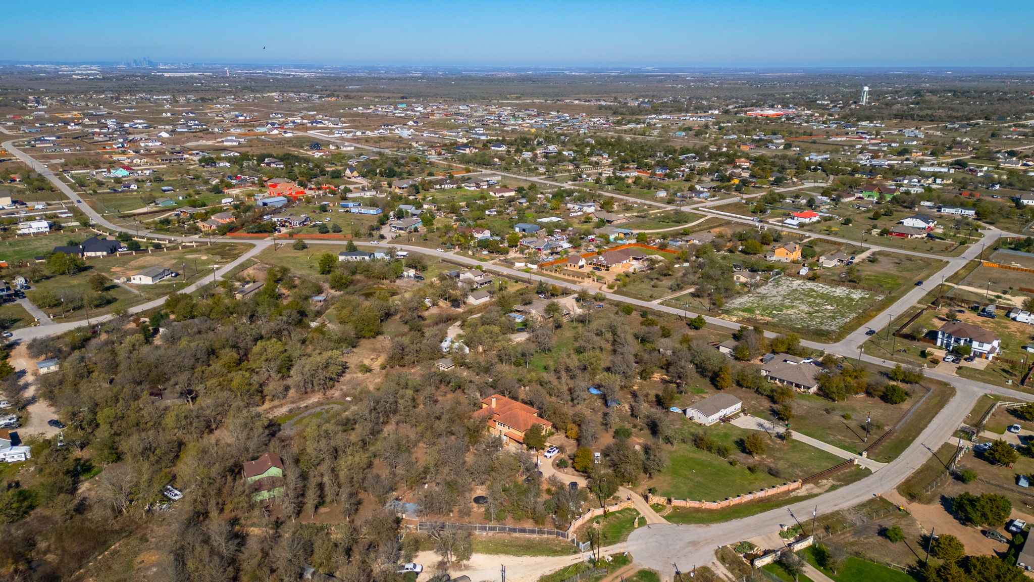 main property photo 3