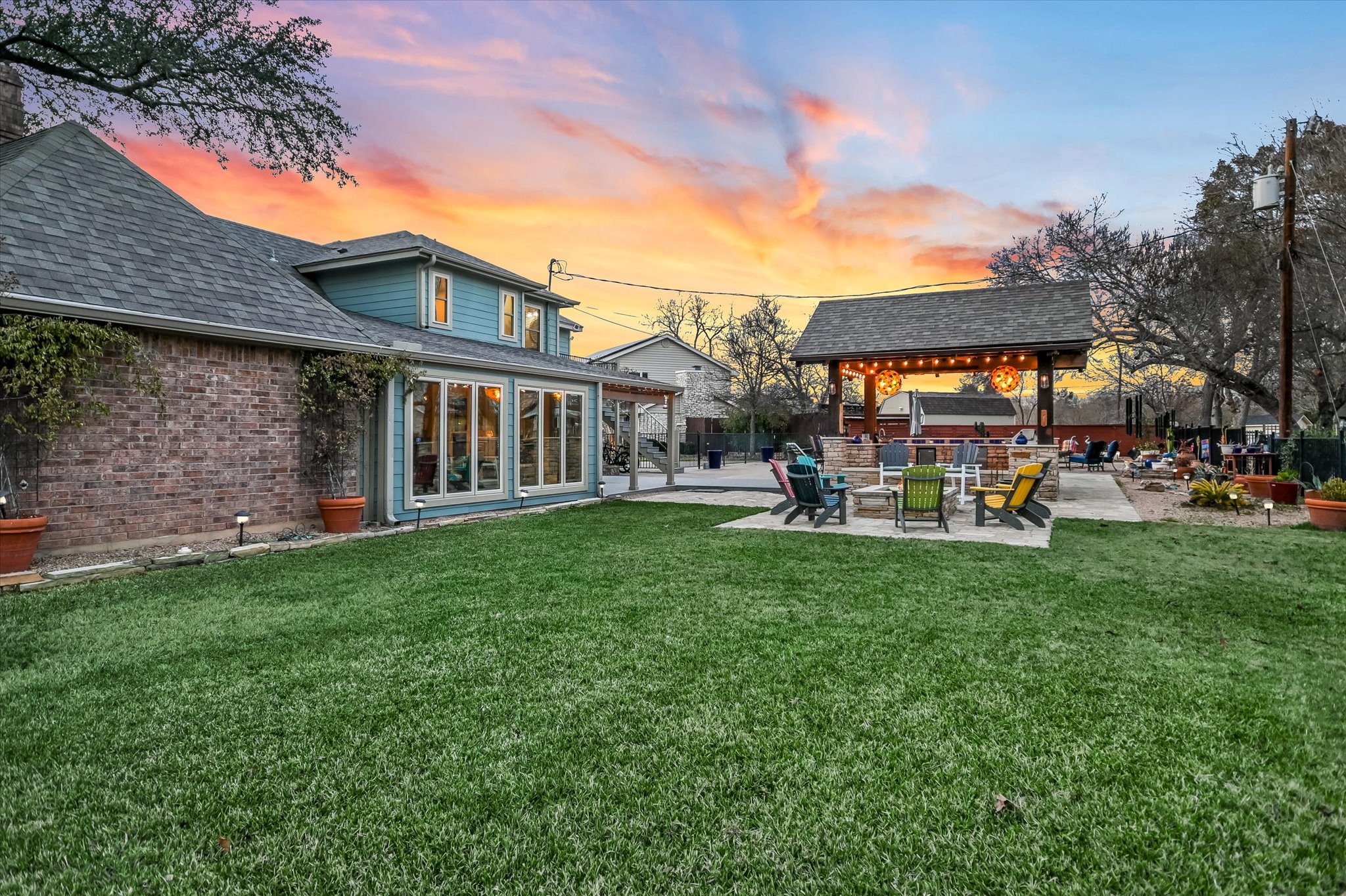 main property photo 29