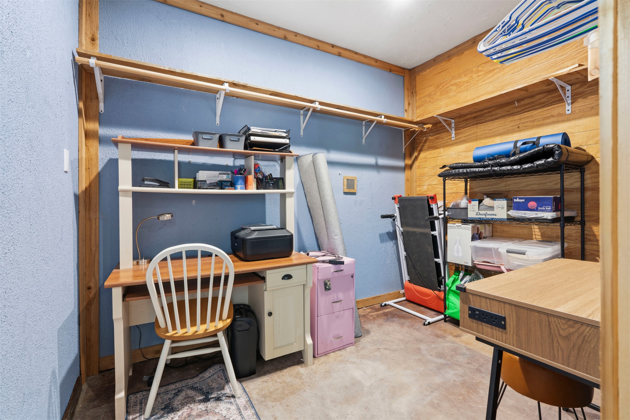 main property photo 20