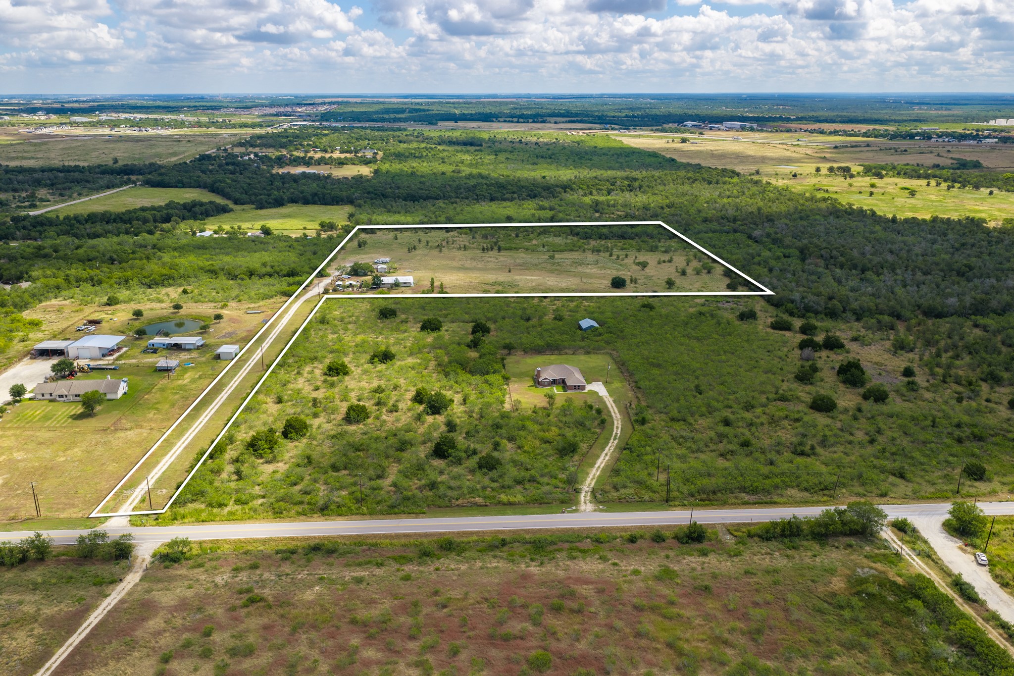 main property photo 35