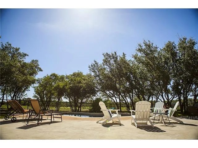 main property photo 16
