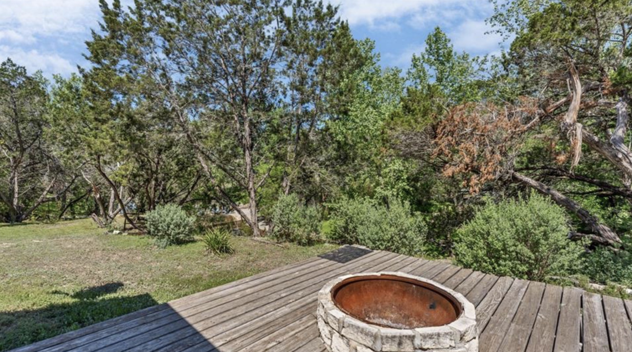 main property photo 27