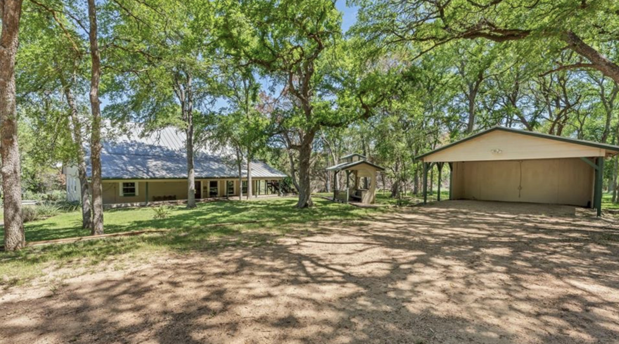 main property photo 30