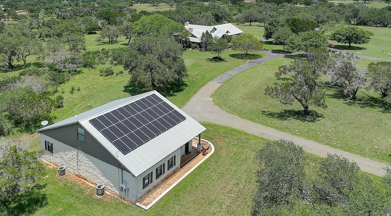 main property photo 24