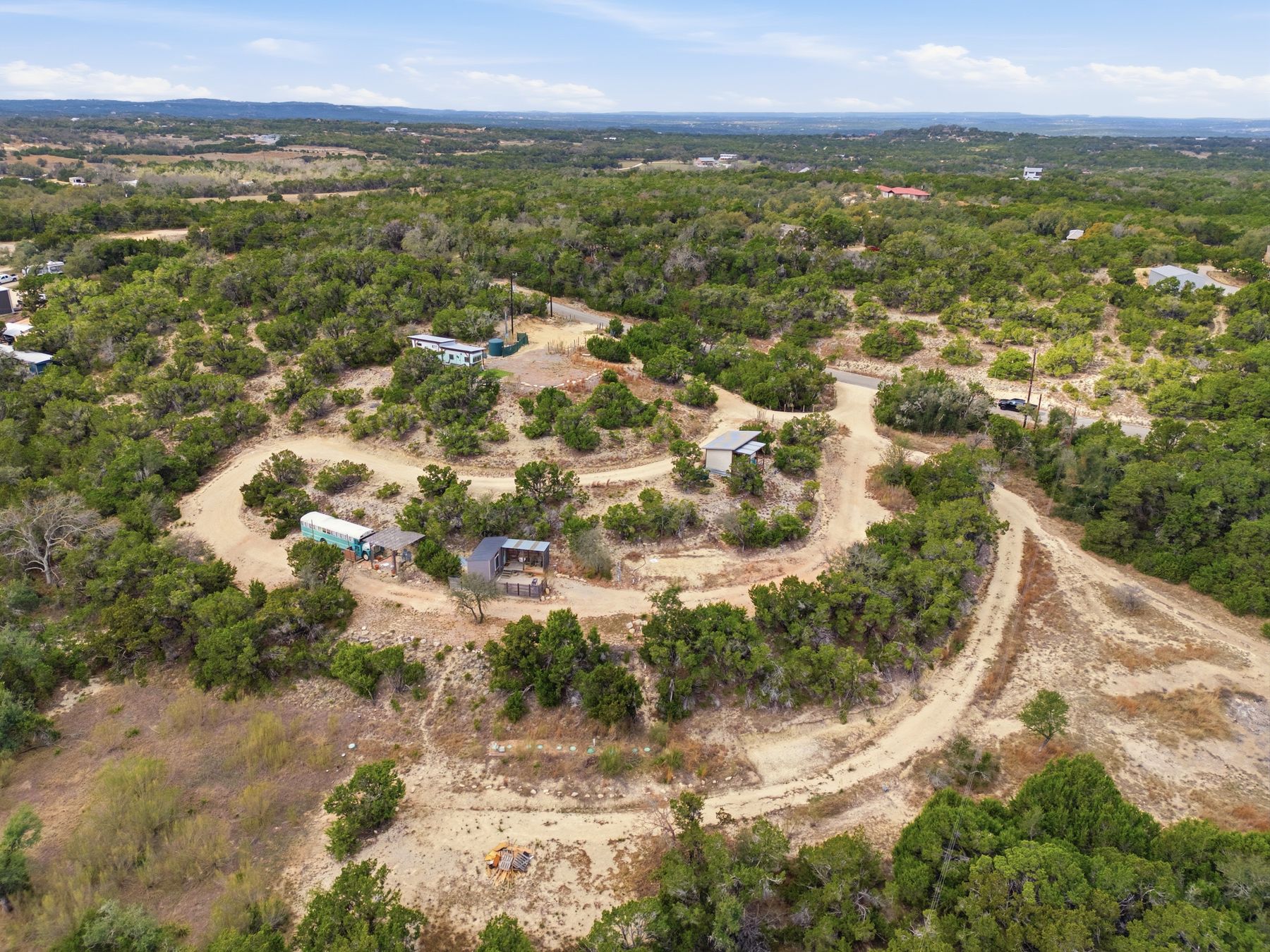 main property photo 6