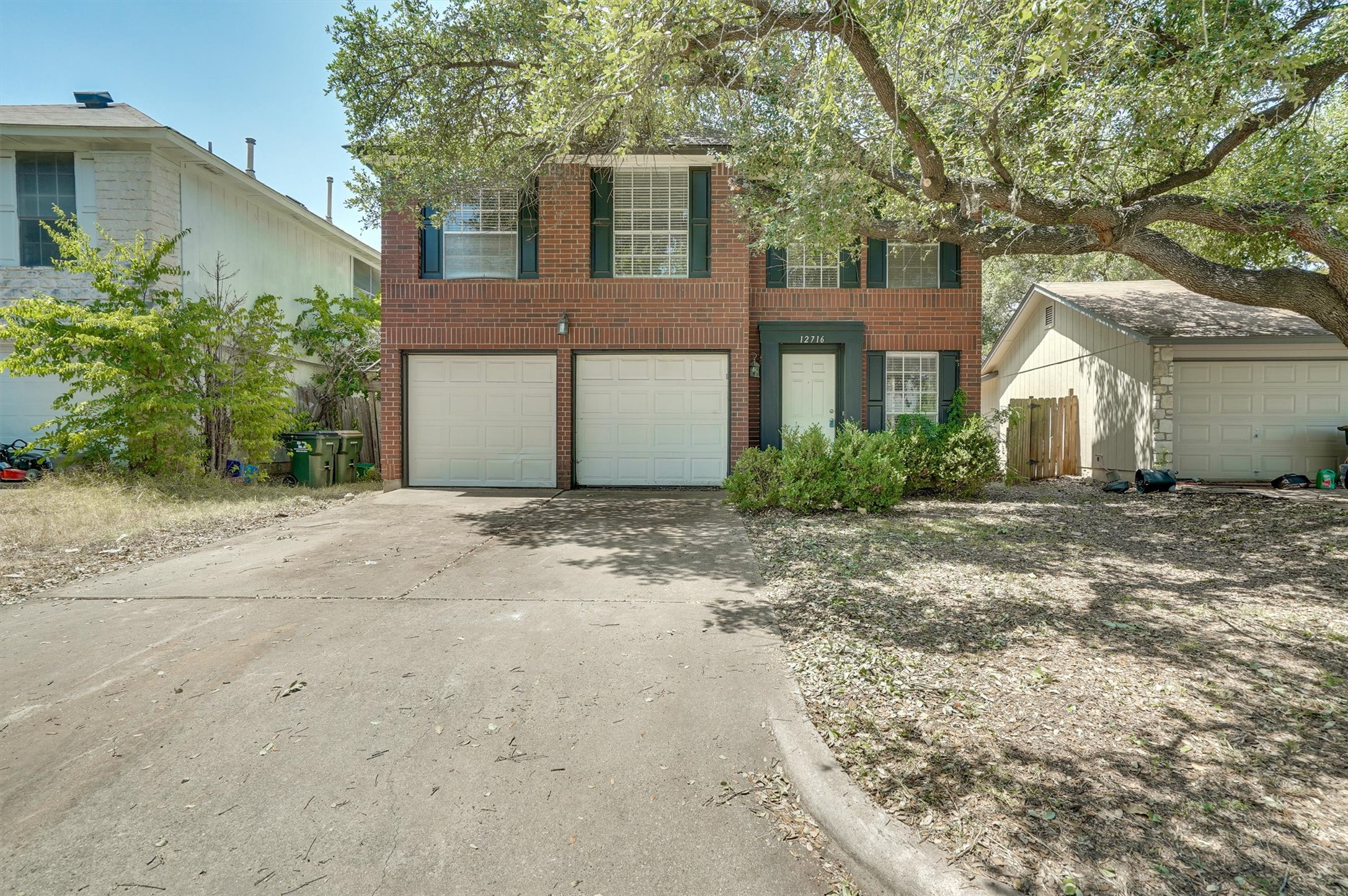 main property photo 20