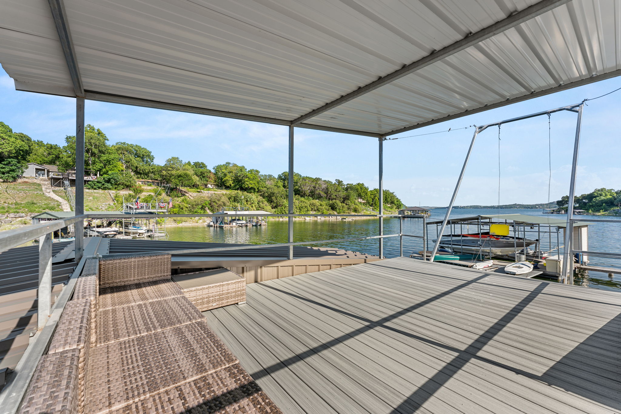 main property photo 36