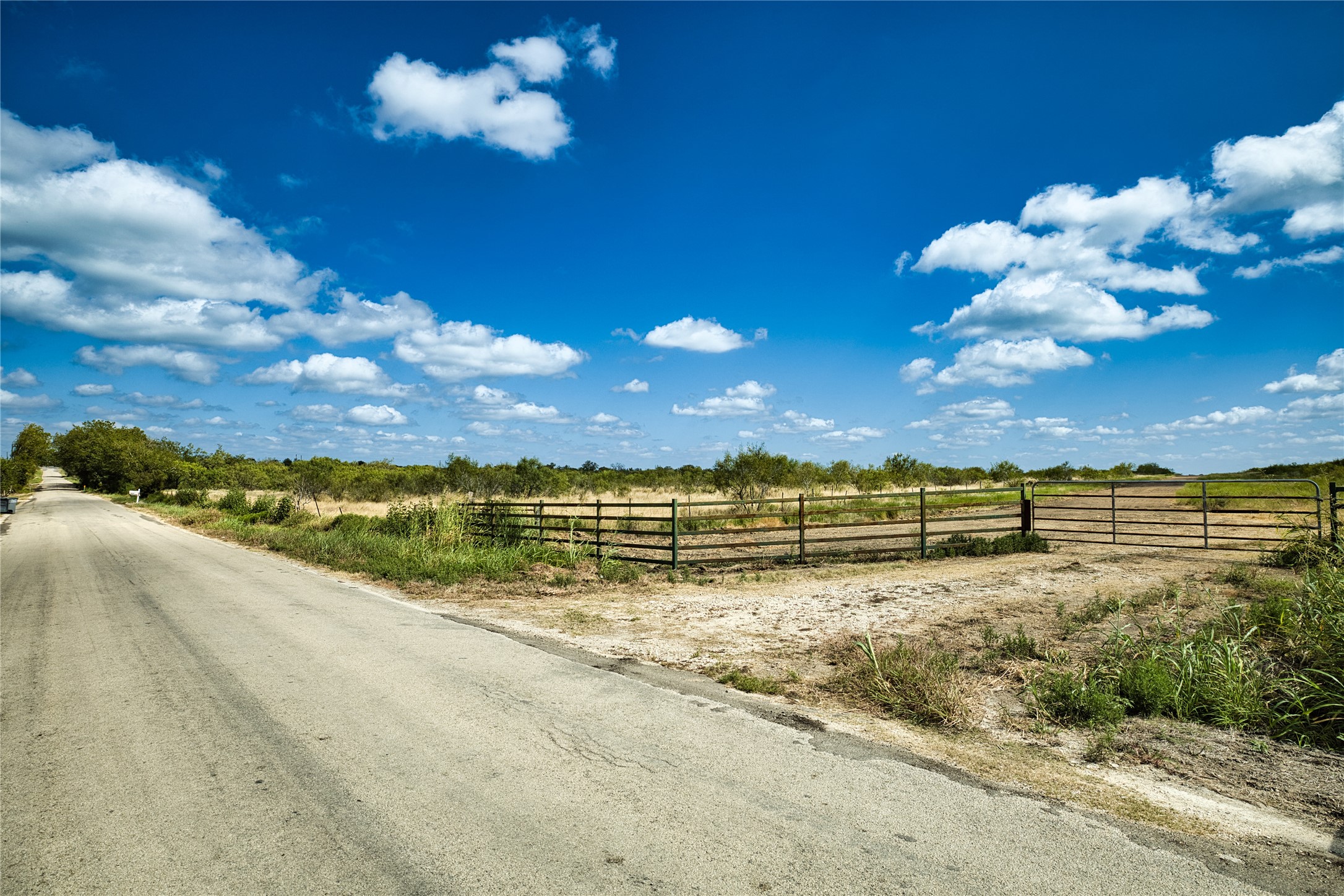 main property photo 25