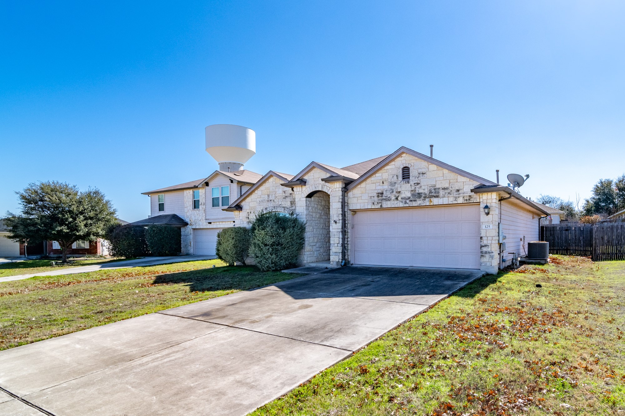 main property photo 25