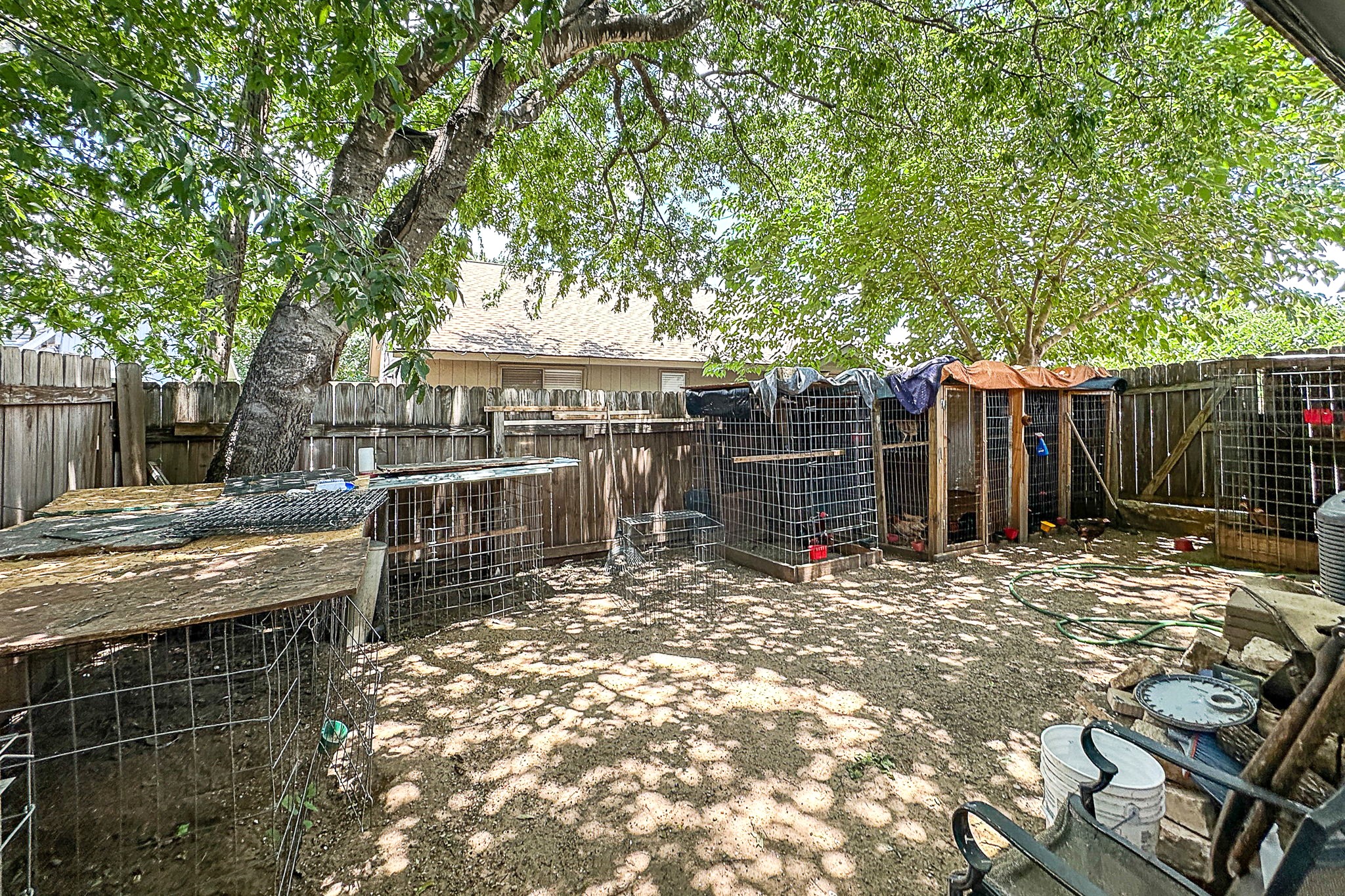 main property photo 18