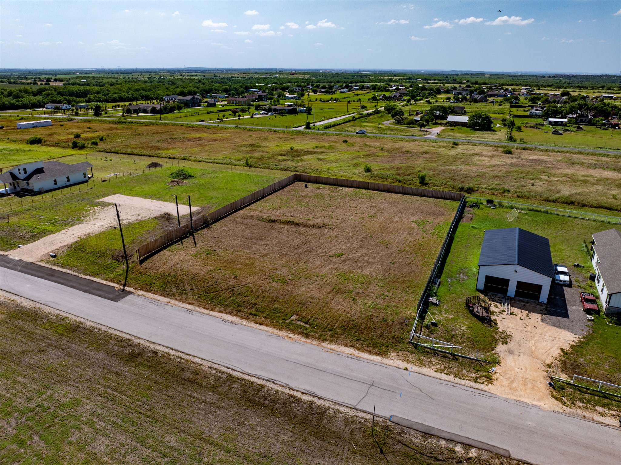 main property photo 2