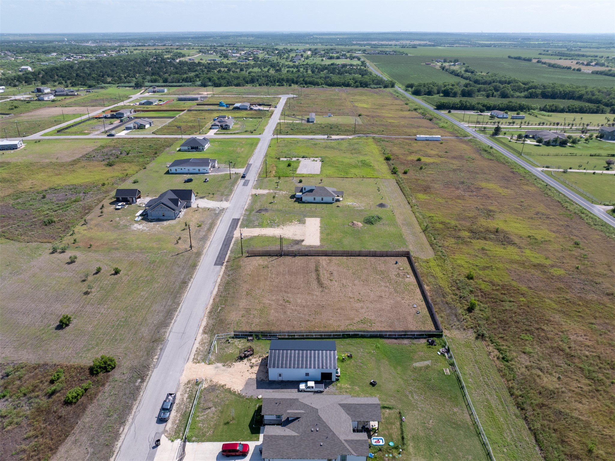 main property photo 4