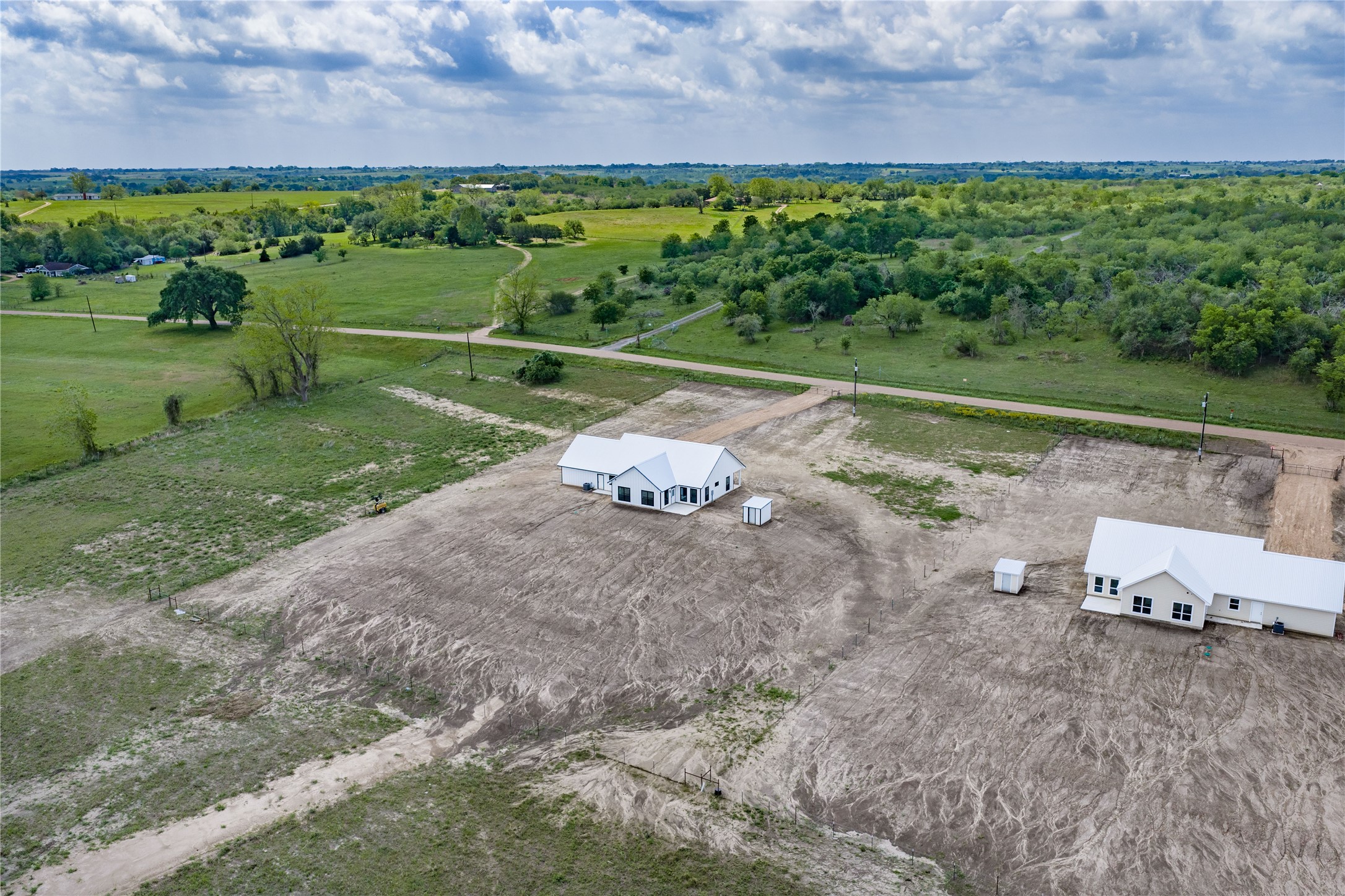 main property photo 17