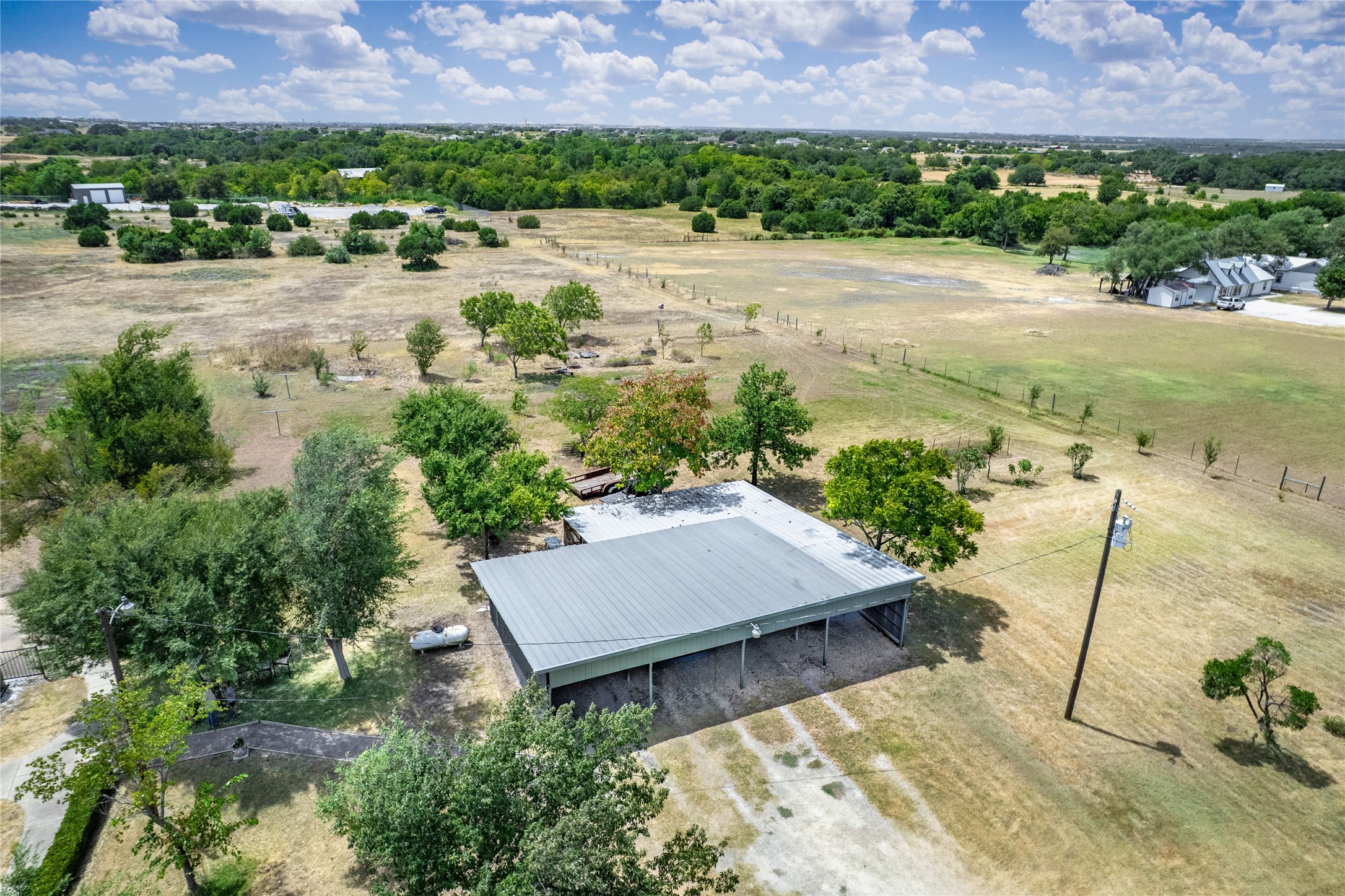 main property photo 37