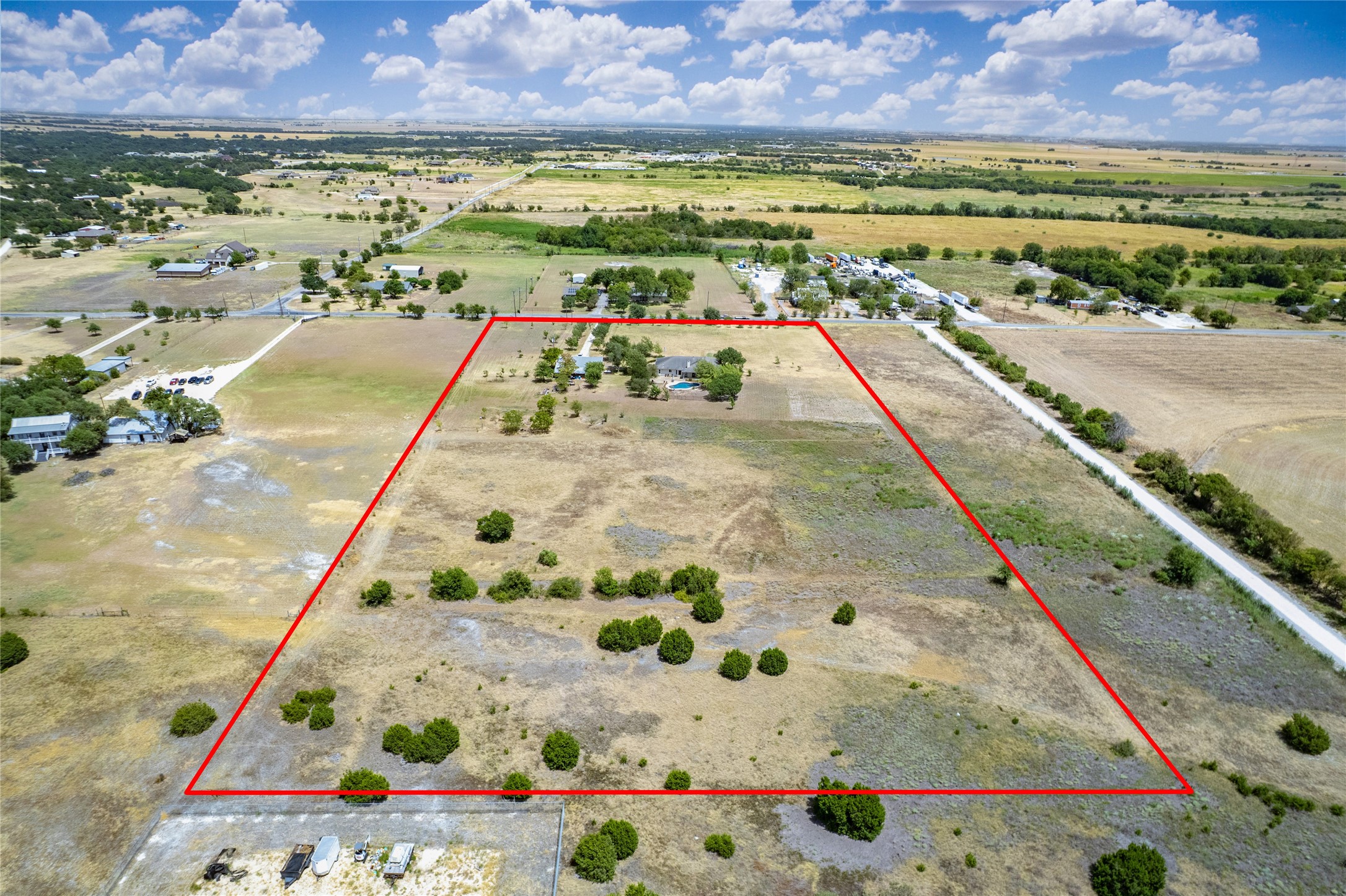 main property photo 38