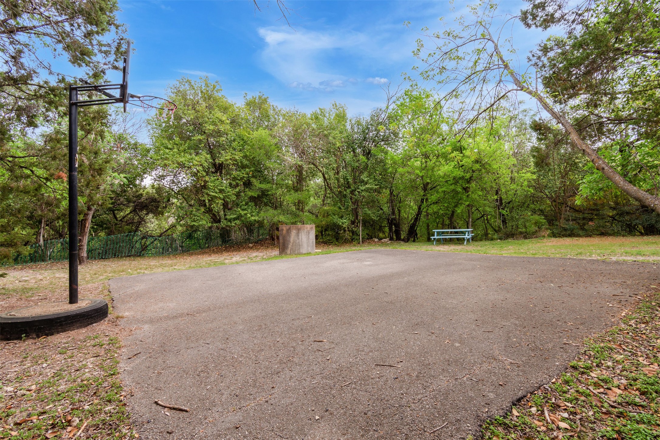 main property photo 23