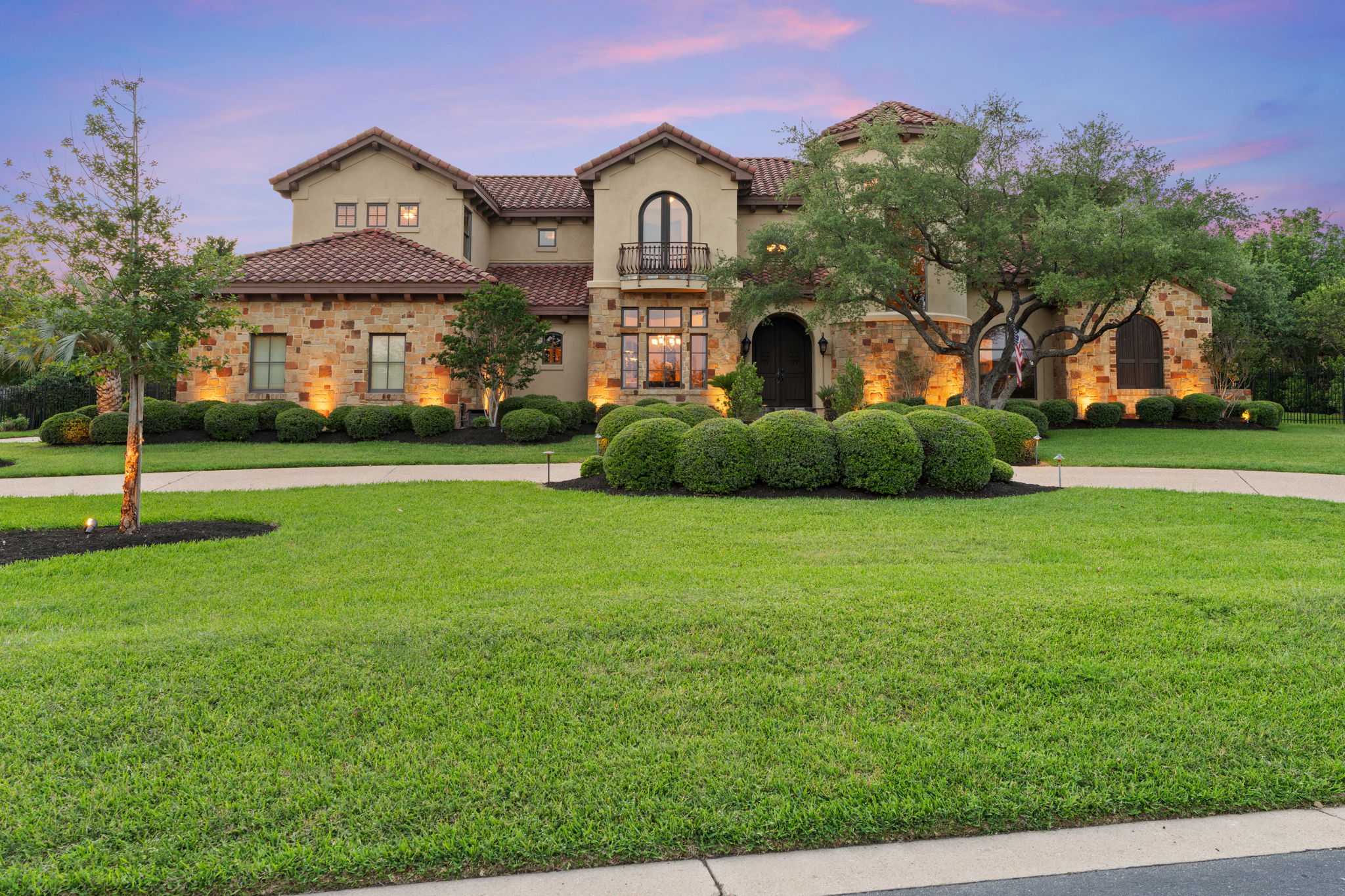 main property photo 33