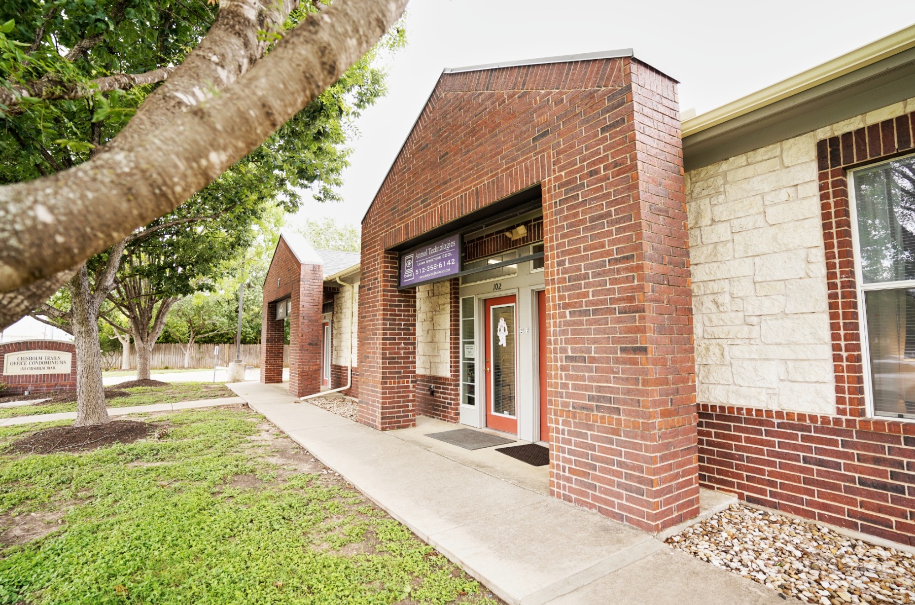 main property photo 1