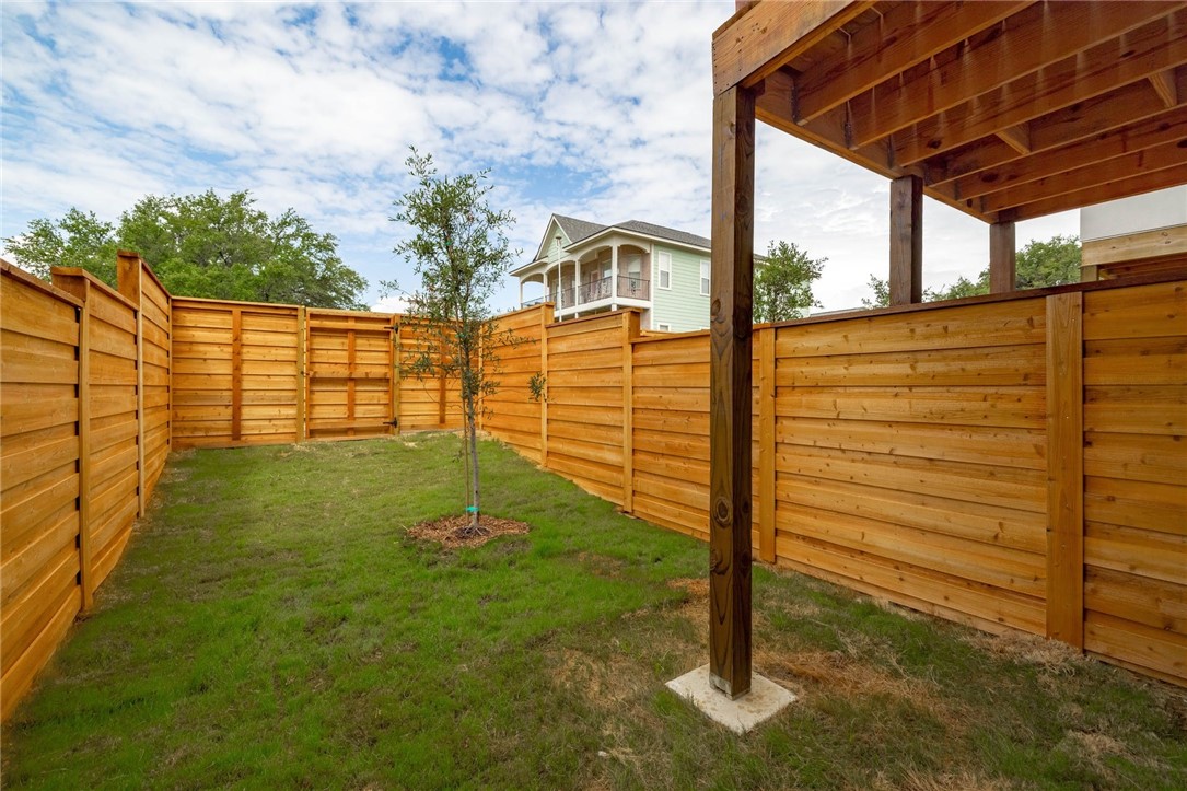 main property photo 26