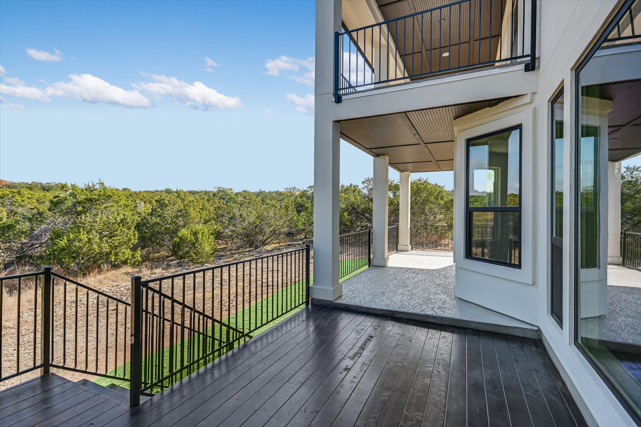 main property photo 36