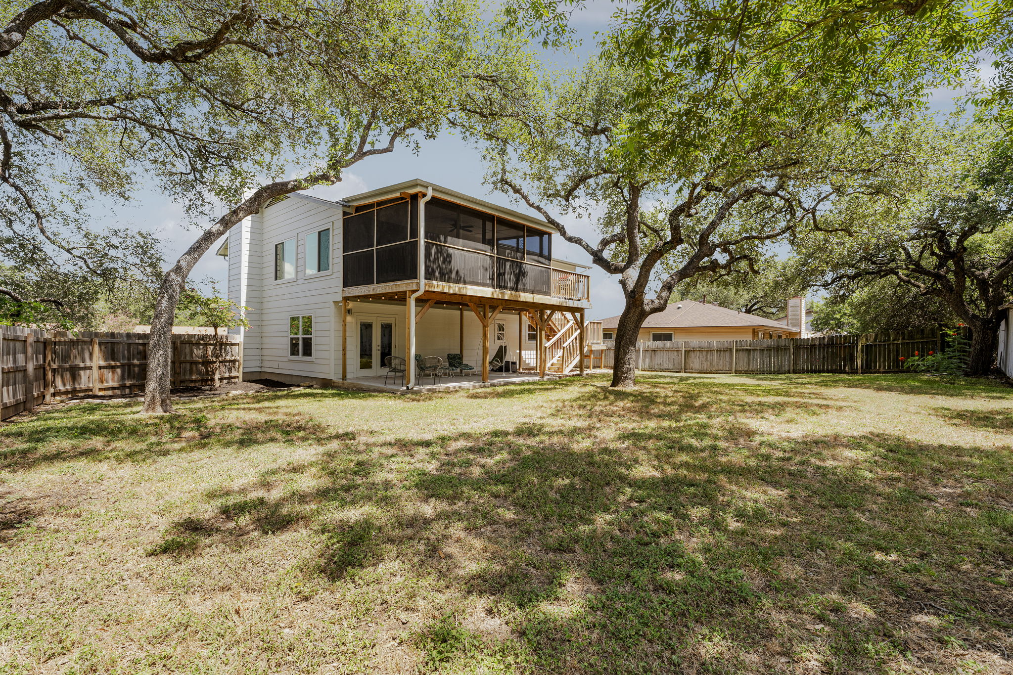 main property photo 32