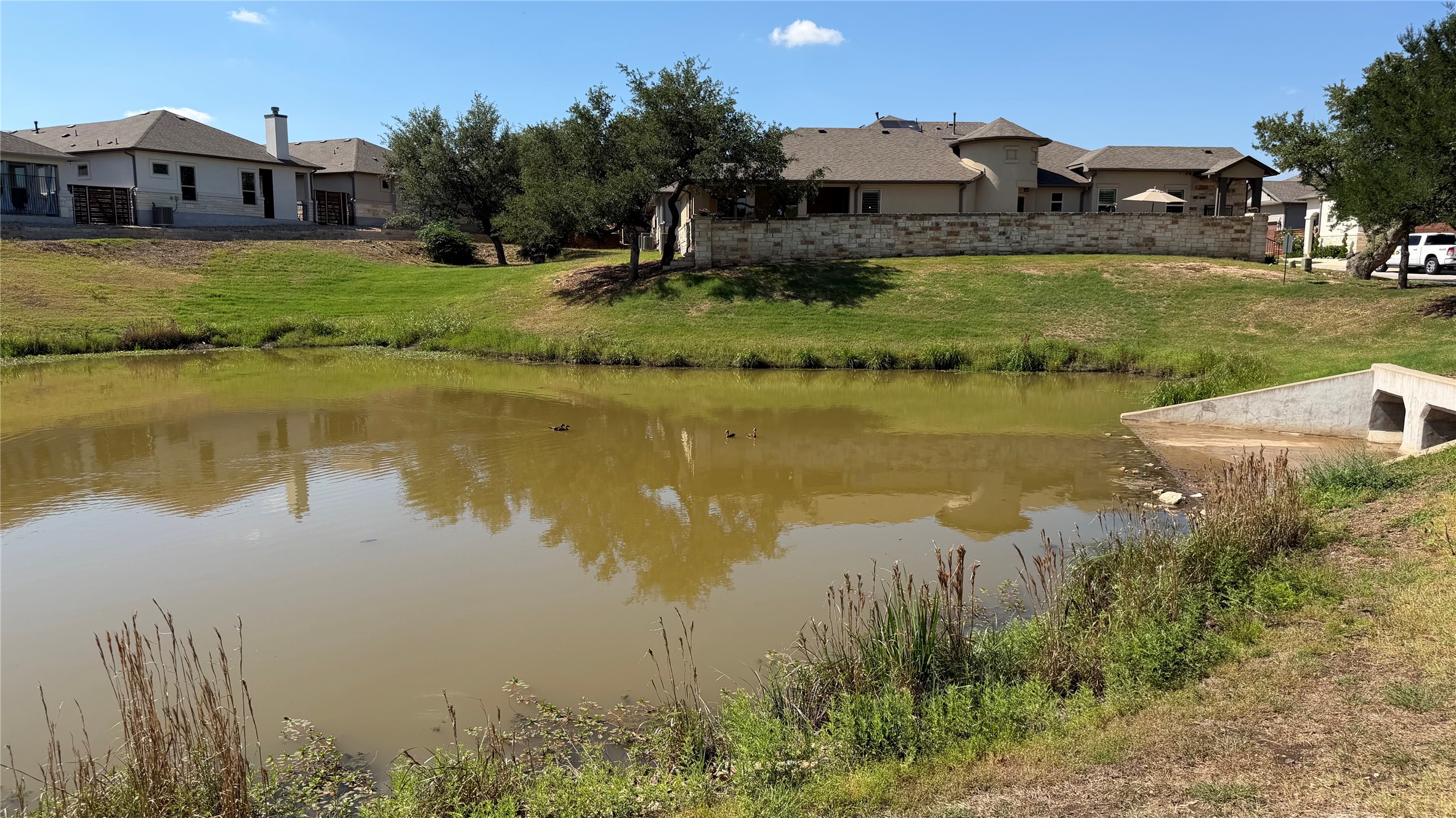 main property photo 29