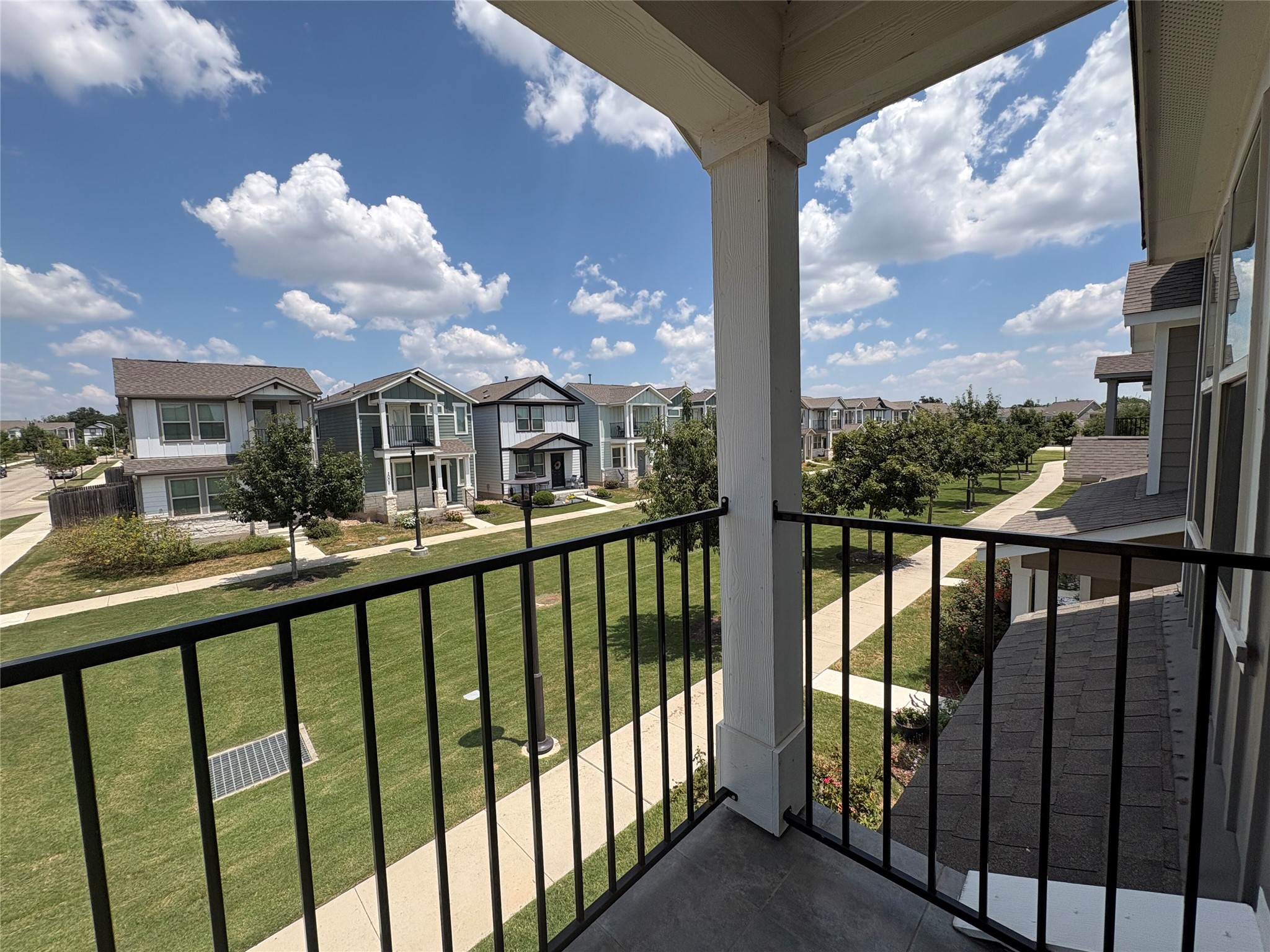 main property photo 14