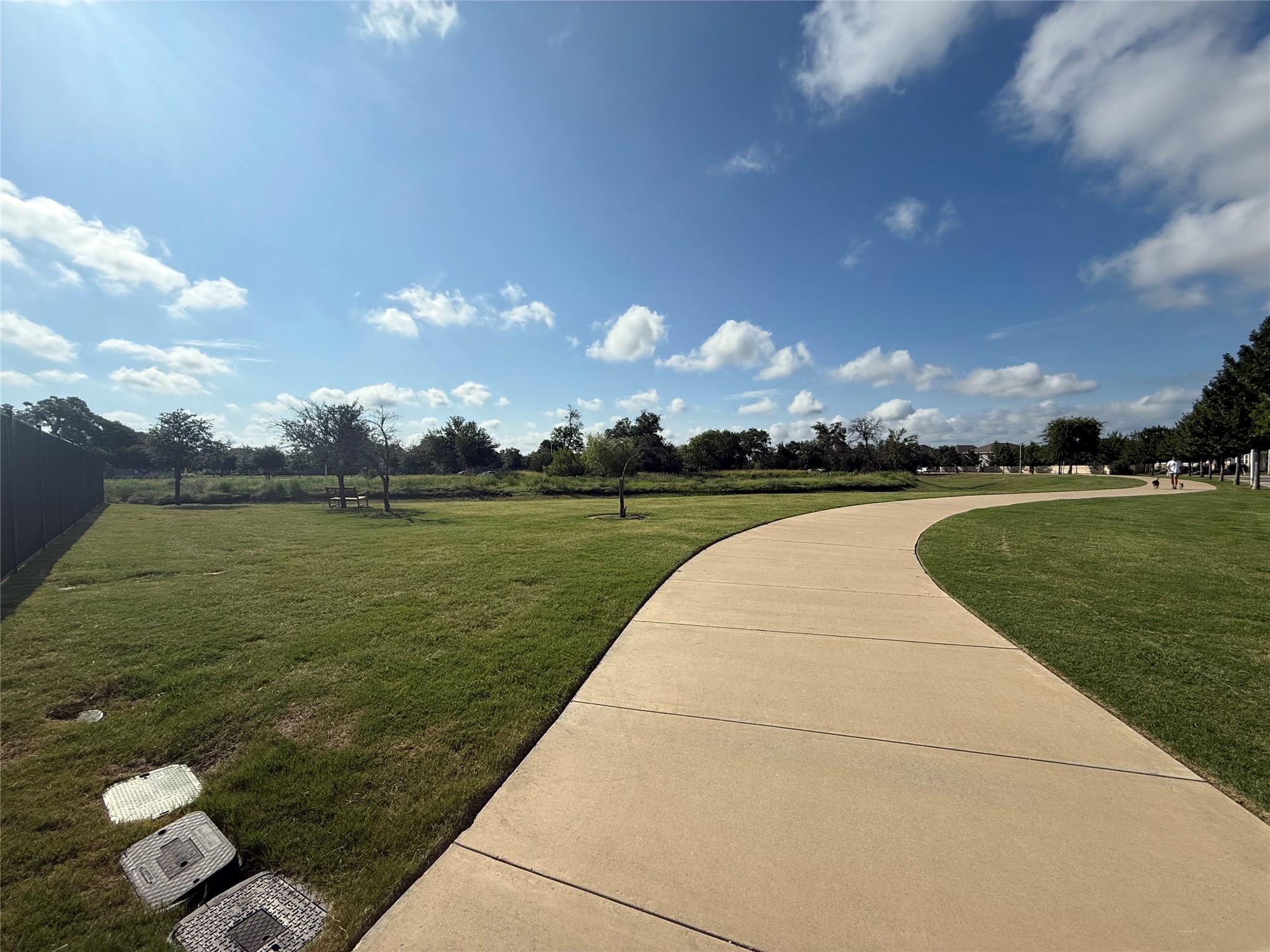 main property photo 19