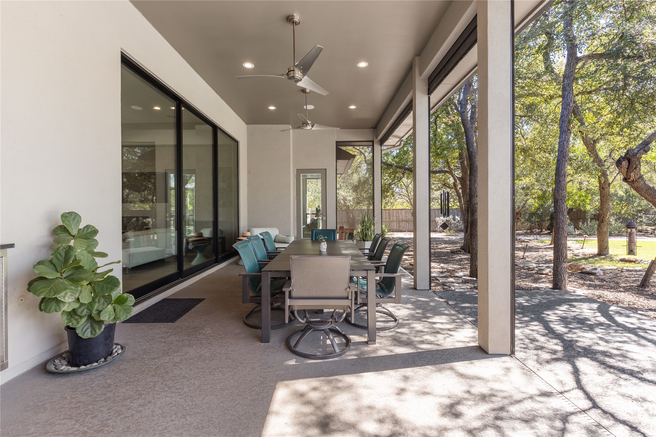 main property photo 31