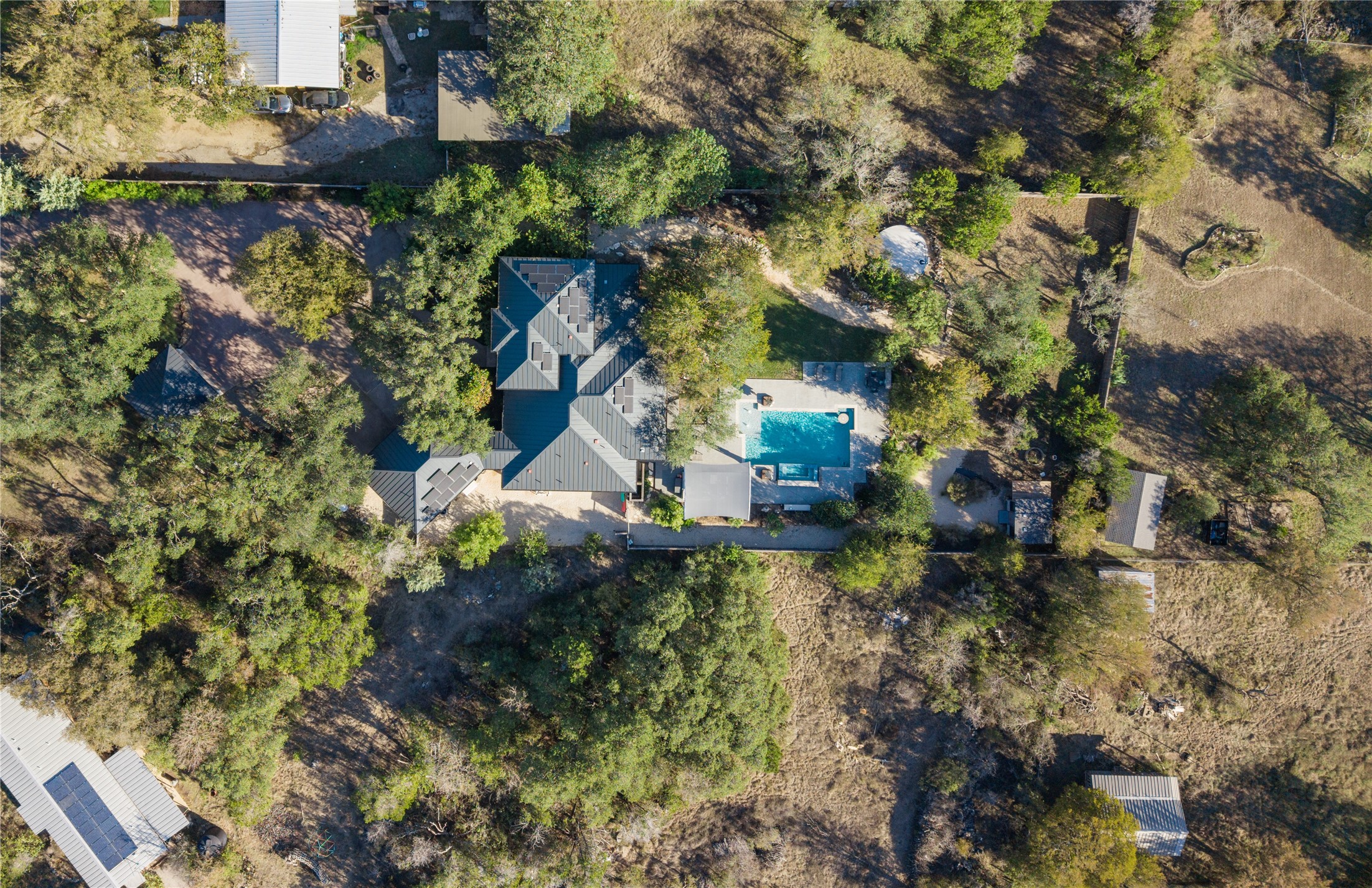 main property photo 36