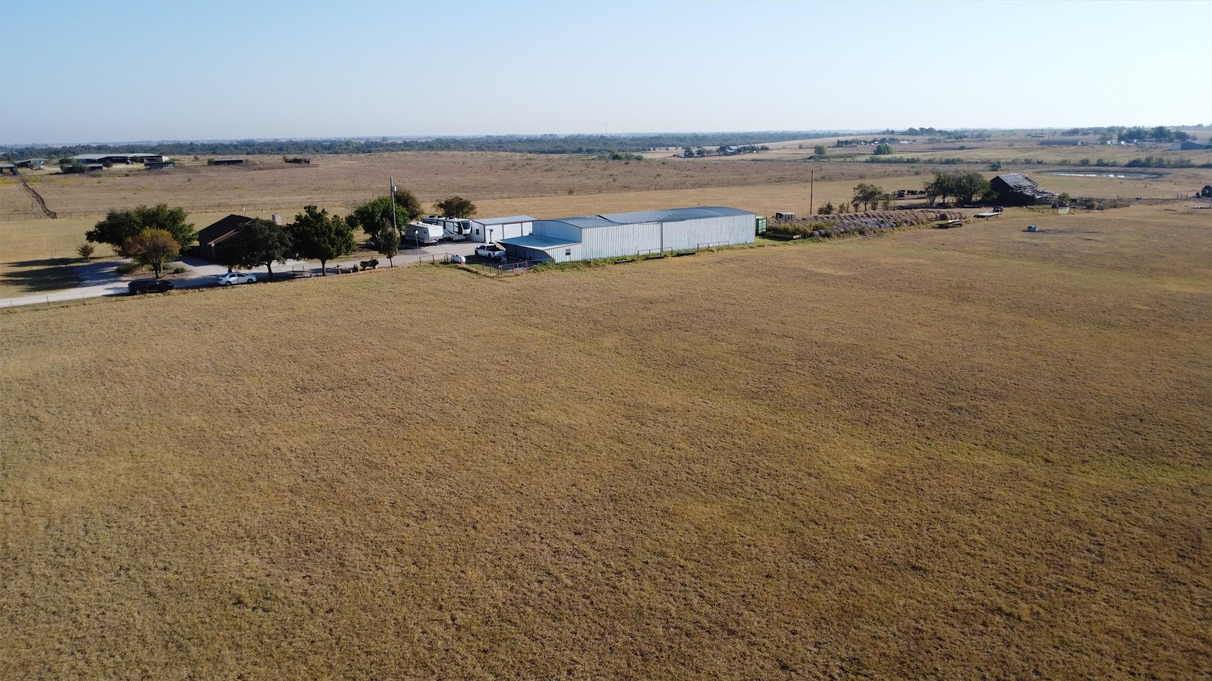 main property photo 23