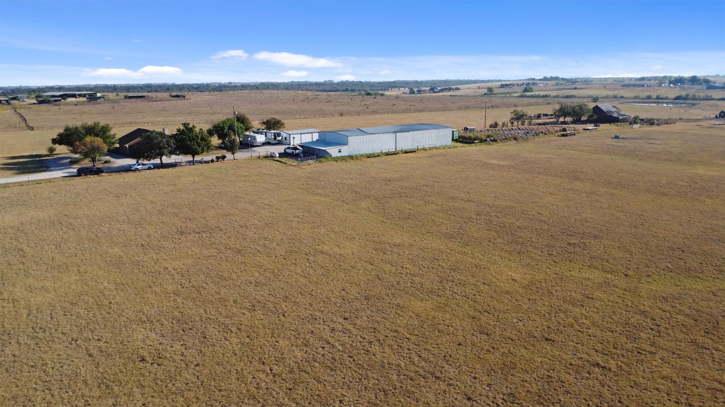 main property photo 34