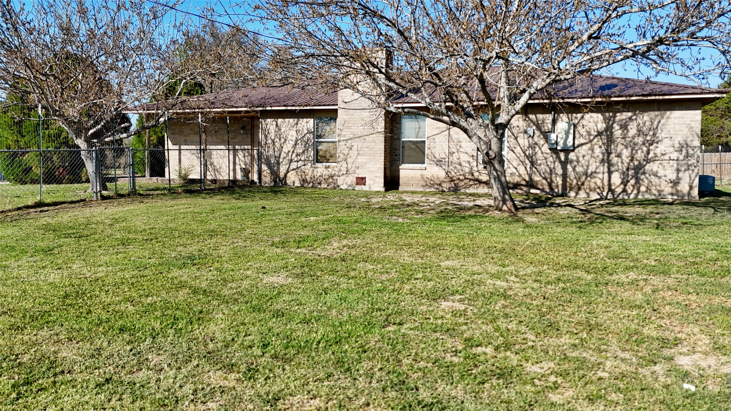 main property photo 27