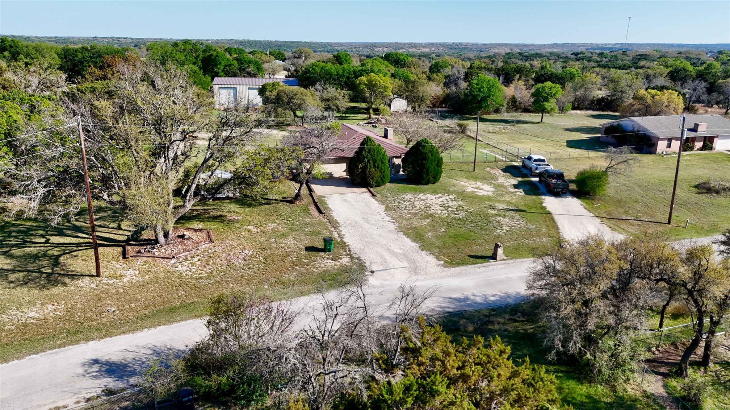 main property photo 28
