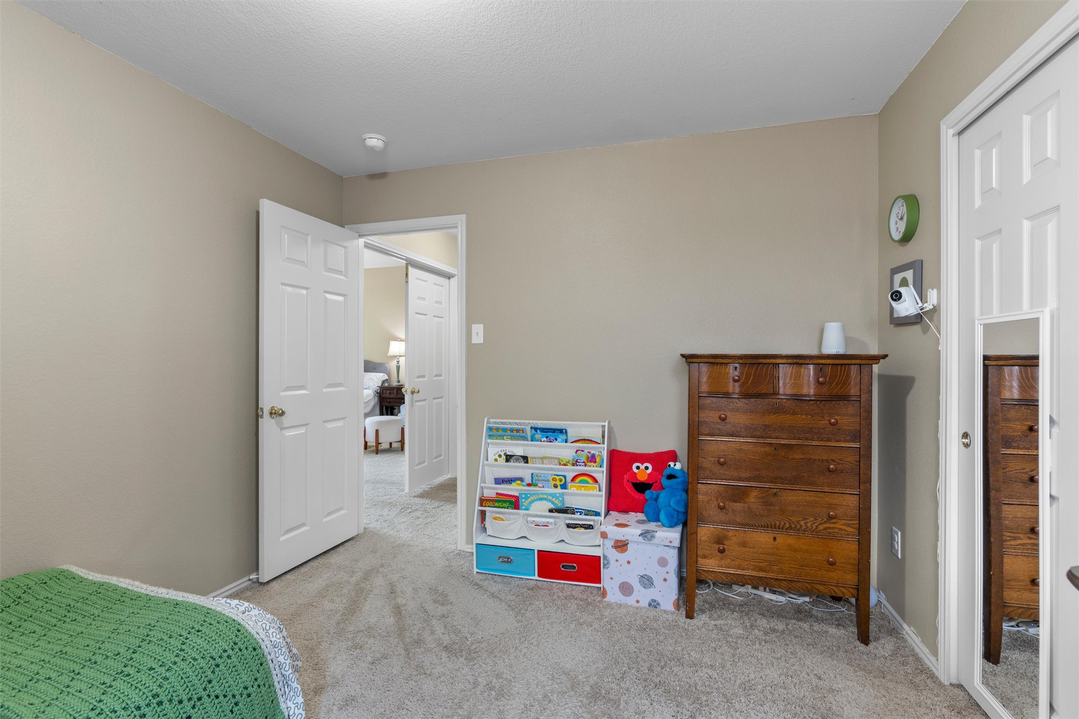 main property photo 19
